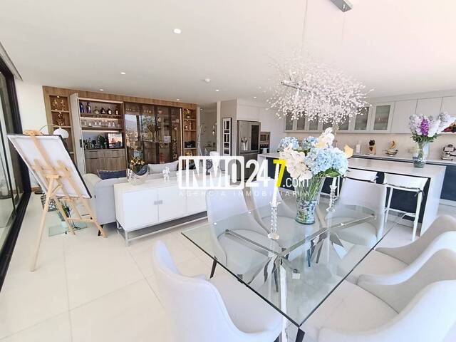 #GAVD24 - Departamento para Venta en Cuenca - A