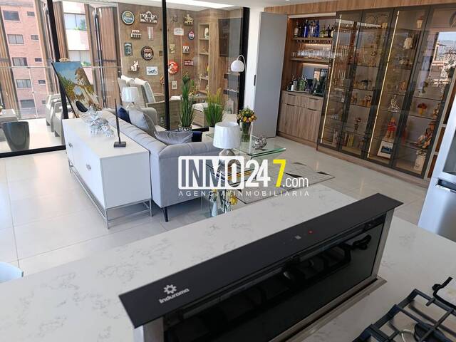 #GAVD24 - Departamento para Venta en Cuenca - A