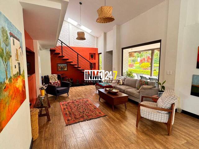 #MM32C - Casa para Venta en Cuenca - A