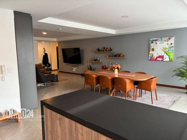 #SPCV65D - Departamento para Venta en Cuenca - A